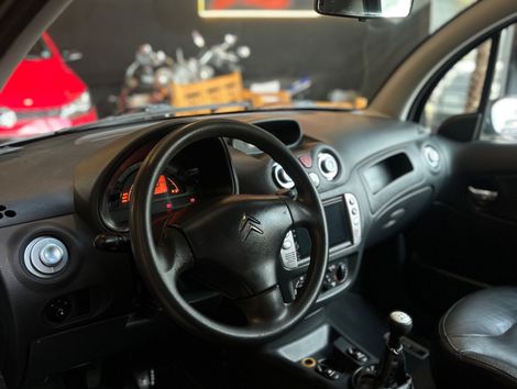 Citroën C3 GLX 1.4/ GLX Sonora 1.4 Flex 8V 5p