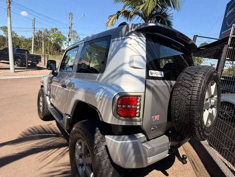 Troller T-4 TX4 Connect 4x4 3.2 Cap.Ríg.Die.Mec.