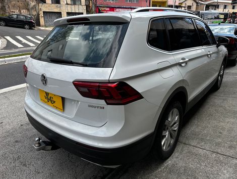 VolksWagen TIGUAN Allspac Comf 250 TSI 1.4 Flex