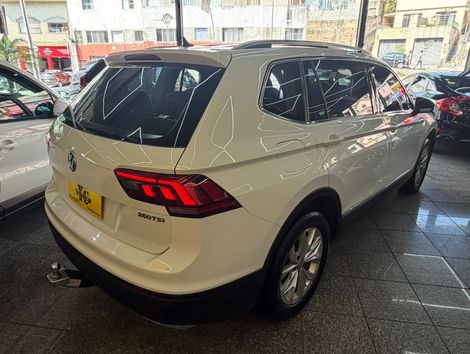 VolksWagen TIGUAN Allspac Comf 250 TSI 1.4 Flex