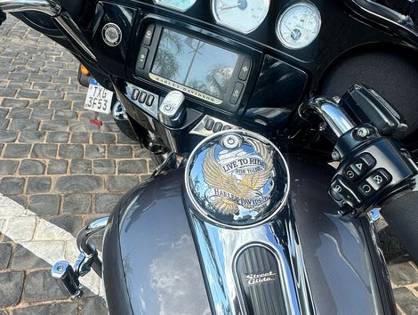 Harley STREET GLIDE SPECIAL FLHXS