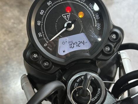 TRIUMPH SCRAMBLER 900cc