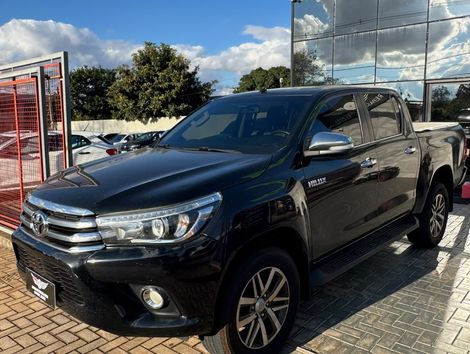 Toyota Hilux SW4 SRX 4x4 2.8 TDI 16V Dies. Aut.