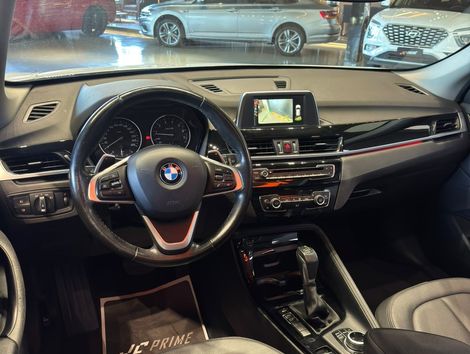 BMW X1 SDRIVE 20i X-Line 2.0 TB Active Flex