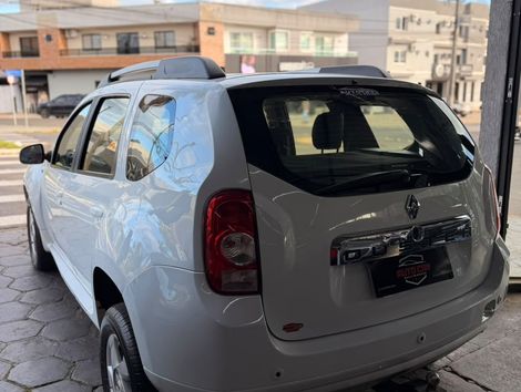 Renault DUSTER Dynamique 2.0 Flex 16V Aut.