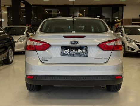 Ford Focus 2.0 16V/SE/SE Plus Flex 5p Aut.