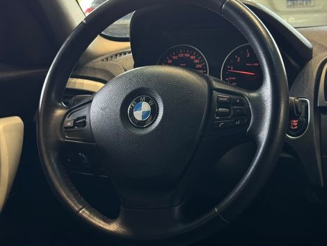 BMW 116iA 1.6 TB 16V 136cv 5p