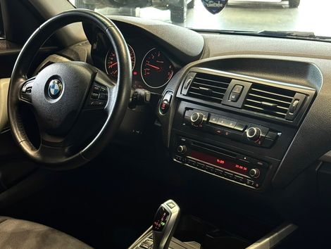 BMW 116iA 1.6 TB 16V 136cv 5p