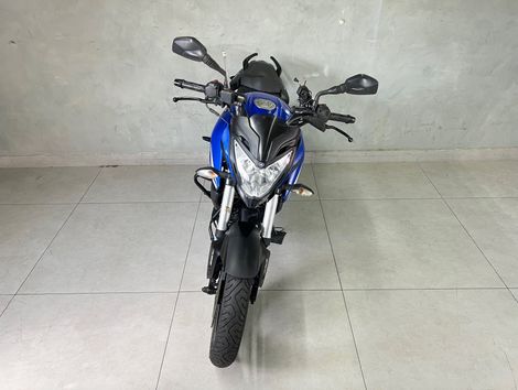 BAJAJ DOMINAR 200