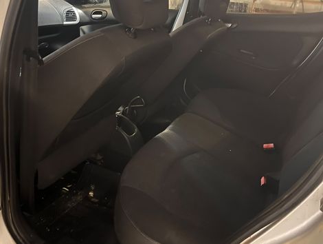 Peugeot 207 Sedan Passion XS 1.6 Flex 16V 4p