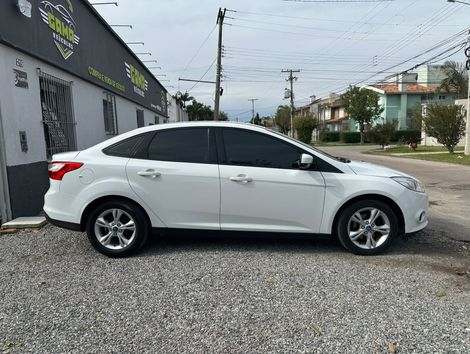 Ford Focus Sedan 2.0 16V/2.0 16V Flex 4p Aut.