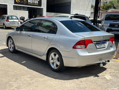 Honda Civic Sedan LXS 1.8/1.8 Flex 16V Aut. 4p