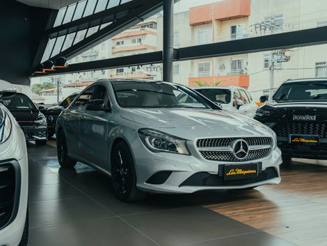 Mercedes CLA-200 Vision 1.6 TB 16V Flex Aut.