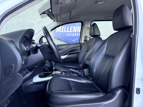 Nissan Frontier XE CD 4x4 2.3 Bi-TB Diesel Aut.