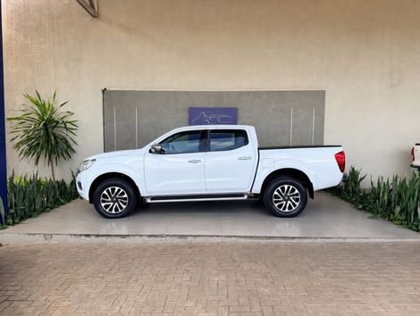 Nissan Frontier XE CD 4x4 2.3 Bi-TB Diesel Aut.