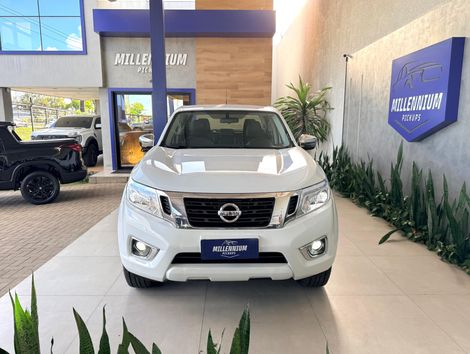 Nissan Frontier XE CD 4x4 2.3 Bi-TB Diesel Aut.