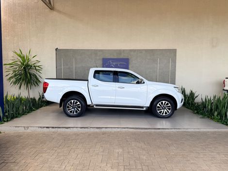 Nissan Frontier XE CD 4x4 2.3 Bi-TB Diesel Aut.