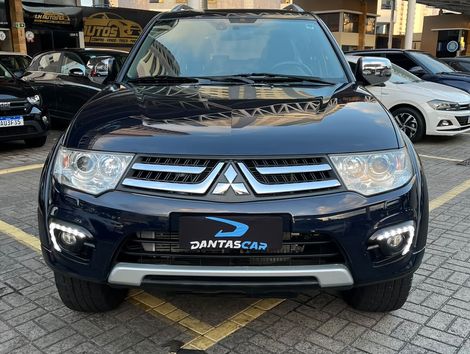 Mitsubishi Pajero HPE 3.2 4x4 T.I. Dies. 5p Aut.
