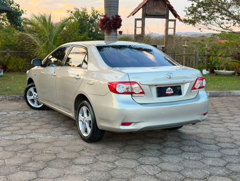 Toyota Corolla XEi 2.0 Flex 16V Aut.