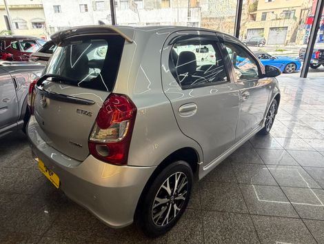 Toyota ETIOS PLATINUM 1.5 Flex 16V 4p Aut.