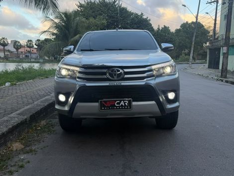 Toyota Hilux CD SRX 4x4 2.8 TDI 16V Diesel Aut.