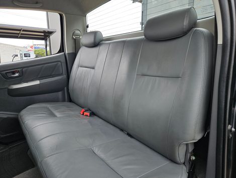 Toyota Hilux CD SRV D4-D 4x4 3.0 TDI Diesel Aut