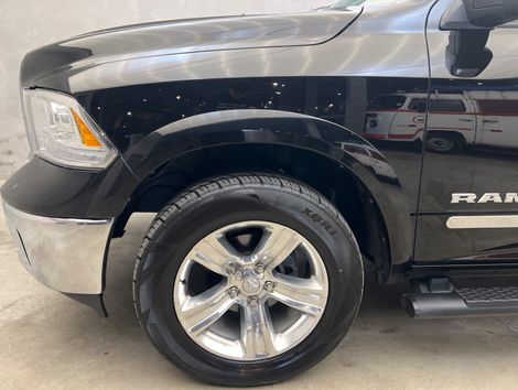 RAM CLASSIC LARAMIE 5.7 CD V8 4X4 Aut.