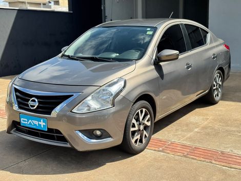 Nissan VERSA UNIQUE 1.6 16V Flex 4p Mec.