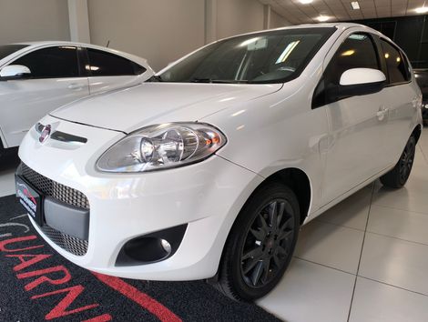 Fiat Palio ESSENCE 1.6 Flex 16V 5p