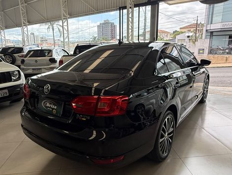 VolksWagen JETTA Highline 2.0 TSI 16V 4p Tiptronic