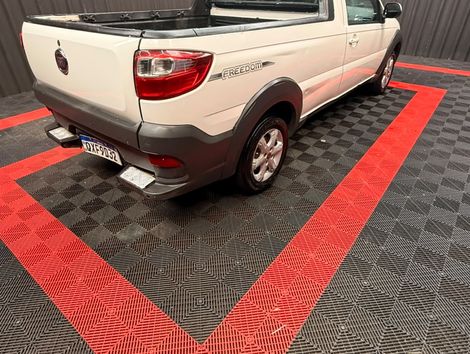 Fiat Strada Freedom 1.4 Flex 8V CS