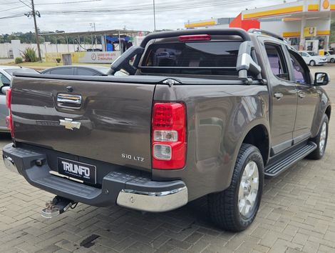 Chevrolet S10 Pick-Up LTZ 2.4 F.Power 4x2 CD