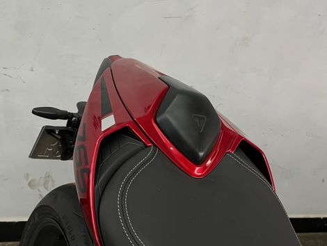 TRIUMPH STREET TRIPLE 765 RS