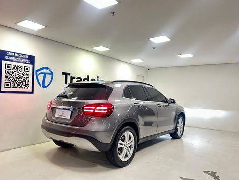 Mercedes GLA 200 Style 1.6 TB 16V/Flex Aut.