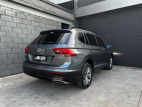 VolksWagen TIGUAN Allspac Comf 250 TSI 1.4 Flex