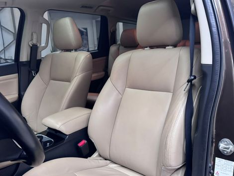 Mitsubishi Pajero Sport HPE 2.4 4x4 Diesel Aut.