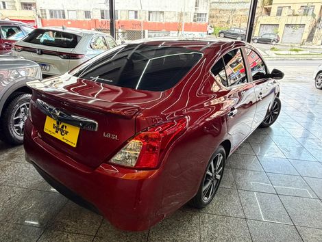 Nissan VERSA SL 1.6 16V FlexStart 4p Aut.