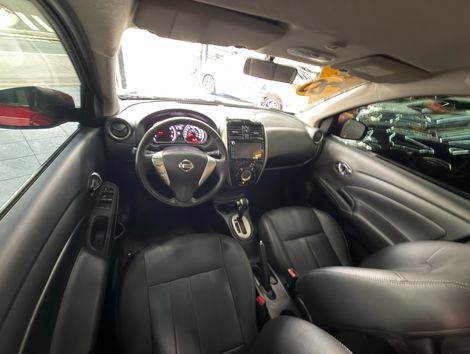 Nissan VERSA SL 1.6 16V FlexStart 4p Aut.