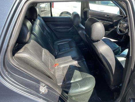 VolksWagen Golf 1.6Mi/ 1.6Mi Gener./Black & Silver