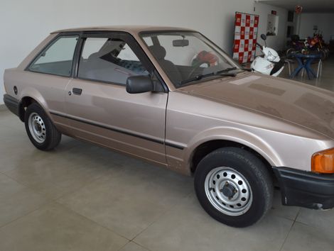 Ford Escort L/LX 1.6