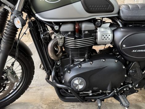 TRIUMPH STREET SCRAMBLER 900cc
