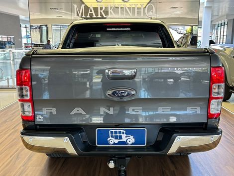 Ford Ranger Limited 3.2 4x4 CD Diesel Aut.