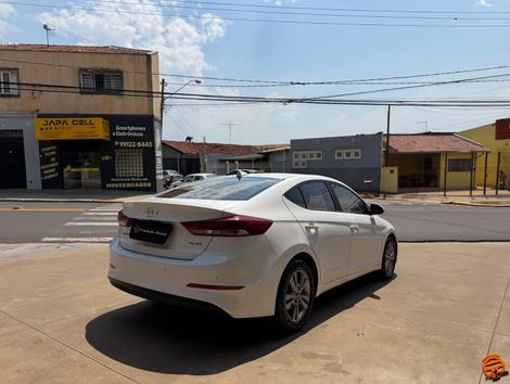 Hyundai Elantra 2.0 16V Flex Aut.