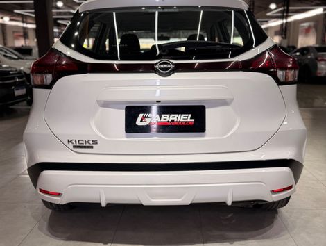 Nissan KICKS Play Sense 1.6 16V Flex Aut.