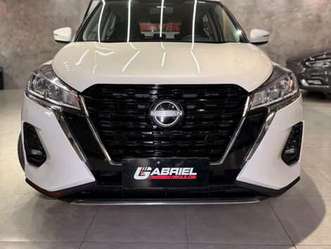 Nissan KICKS Play Sense 1.6 16V Flex Aut.