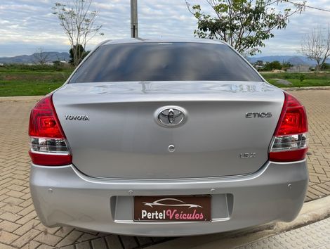 Toyota ETIOS X Sedan 1.5 Flex 16V 4p Mec.