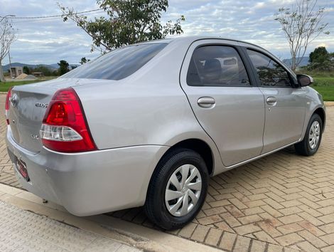 Toyota ETIOS X Sedan 1.5 Flex 16V 4p Mec.