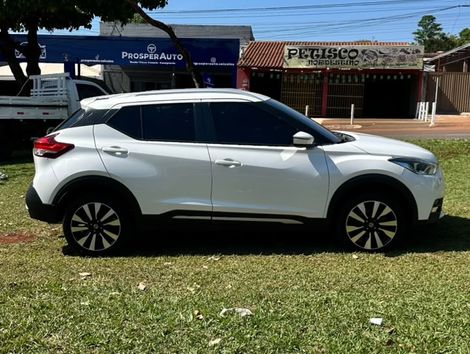 Nissan KICKS SV 1.6 16V FlexStar 5p Aut.