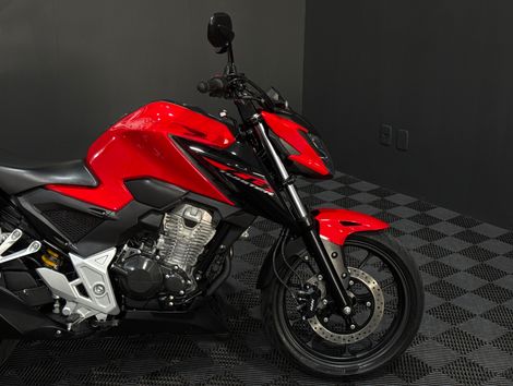 HONDA CB 300F Twister Flex