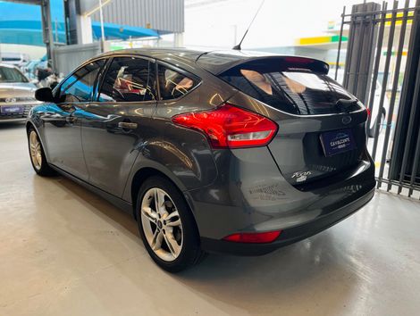 Ford Focus 1.6 S/SE/SE Plus Flex 8V/16V  5p